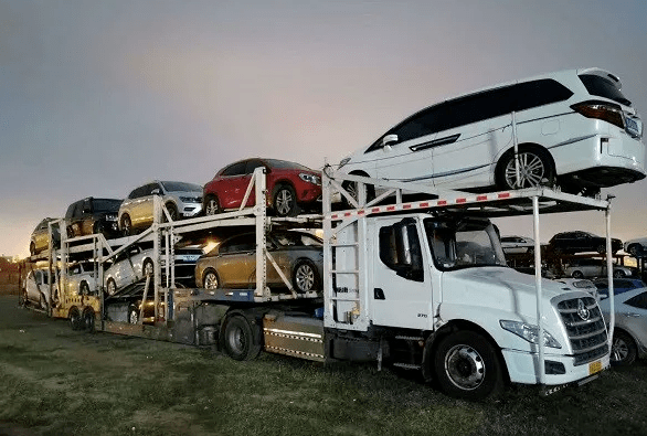 不同地區(qū)的托運(yùn)汽車(chē)服務(wù)有何不同-鑫邦運(yùn)車(chē)