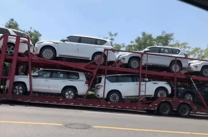 托運汽車特殊車型可以托運嗎？-鑫邦運車