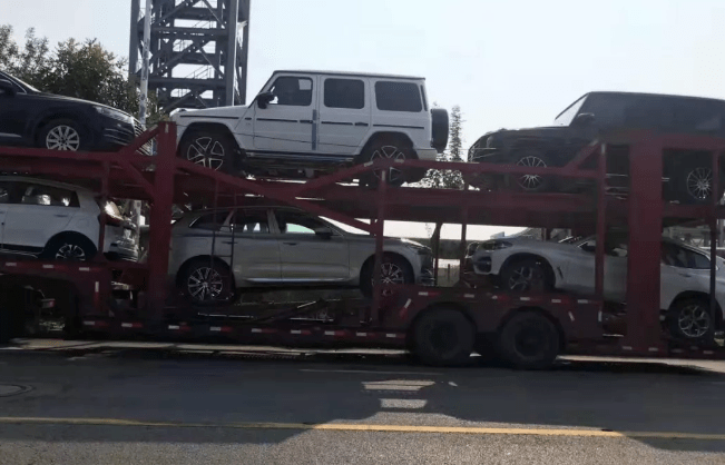 小車托運是否具有完整的服務(wù)流程？-鑫邦運車
